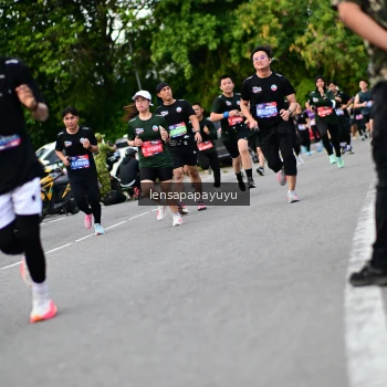 Runner Photo 4131368