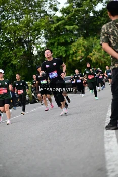 Runner Photo 4131394