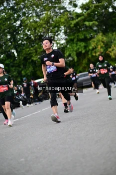 Runner Photo 4131422