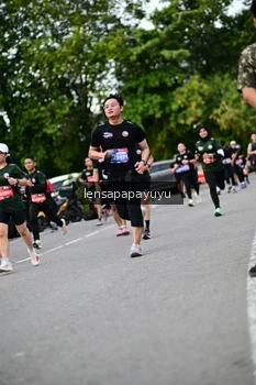 Runner Photo 4131436