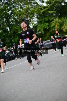 Runner Photo 4131445
