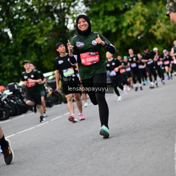 Runner Photo 4131459