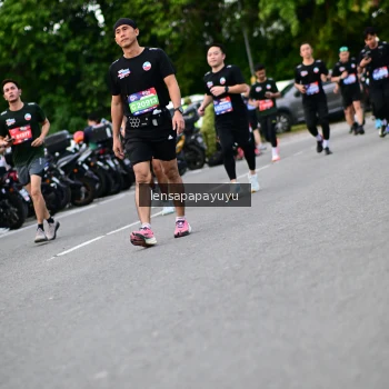 Runner Photo 4131499