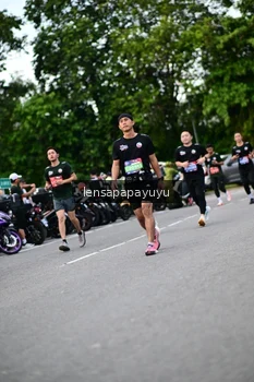 Runner Photo 4131512