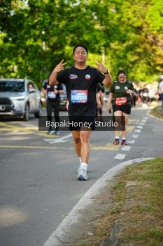 Runner Photo 4131648
