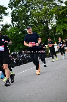 Runner Photo 4131649