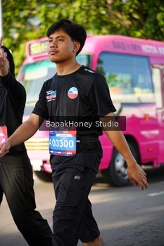 Runner Photo 4131669