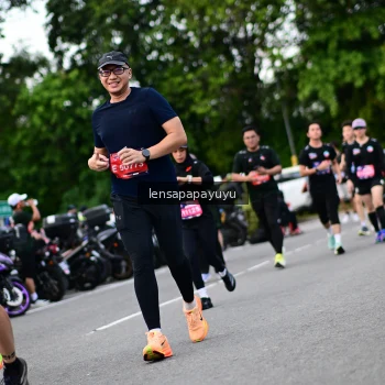 Runner Photo 4131678