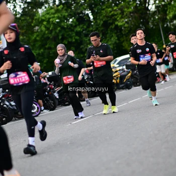 Runner Photo 4131699