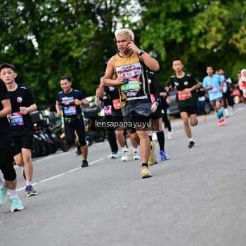 Runner Photo 4131786