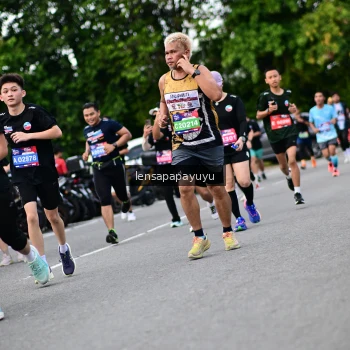 Runner Photo 4131813