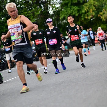 Runner Photo 4131820