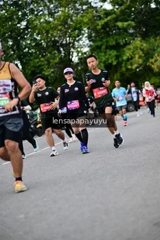 Runner Photo 4131864