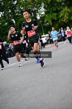 Runner Photo 4131879