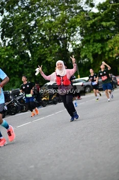 Runner Photo 4131946