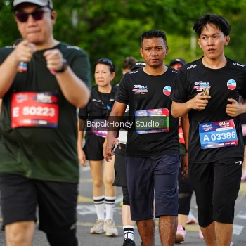 Runner Photo 4132043