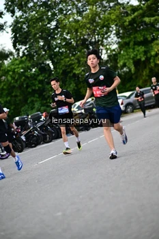 Runner Photo 4132058