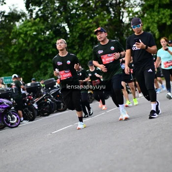 Runner Photo 4132099