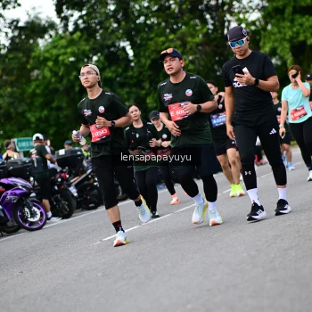 Runner Photo 4132112