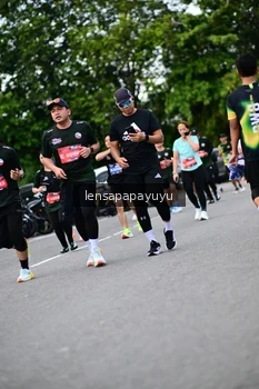 Runner Photo 4132121