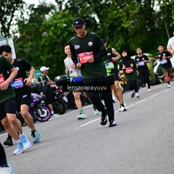 Runner Photo 4132182