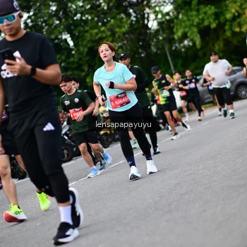 Runner Photo 4132183