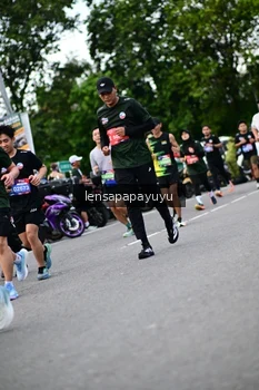 Runner Photo 4132209