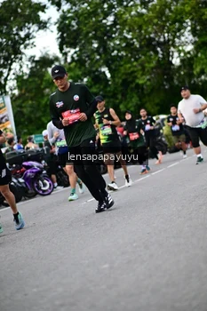 Runner Photo 4132217