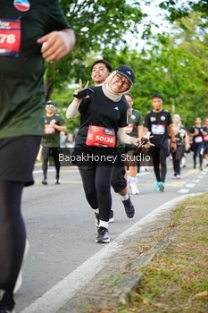 Runner Photo 4132307