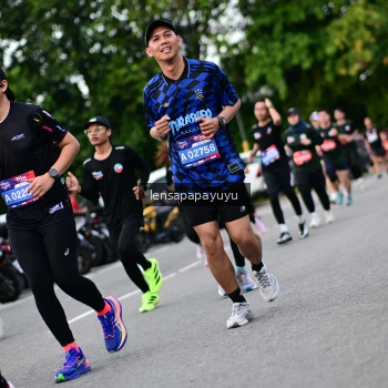 Runner Photo 4132345