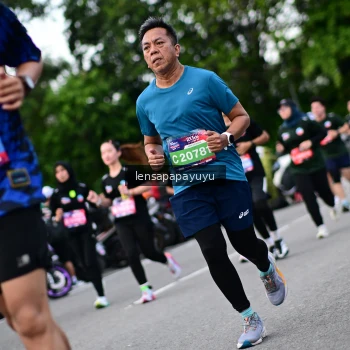Runner Photo 4132374