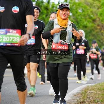 Runner Photo 4132384