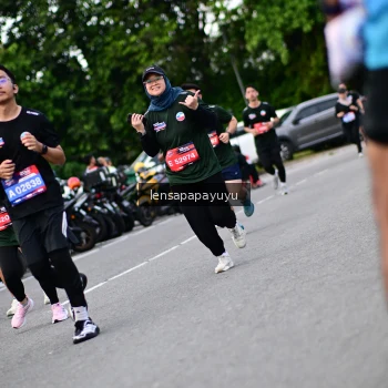 Runner Photo 4132396