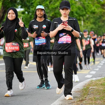 Runner Photo 4132400