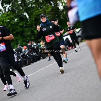 Runner Photo 4132426