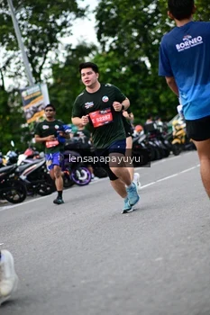 Runner Photo 4132427