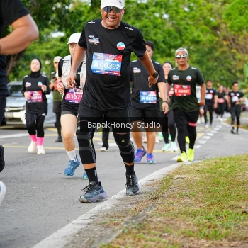 Runner Photo 4132435