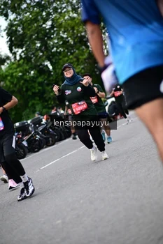Runner Photo 4132450