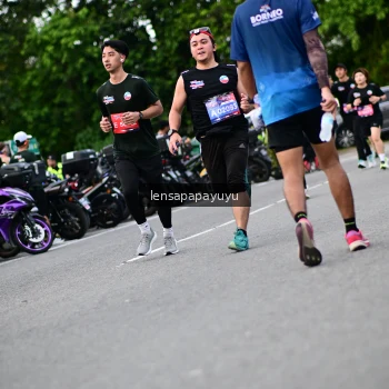 Runner Photo 4132454