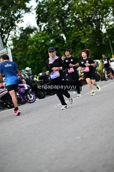 Runner Photo 4132524