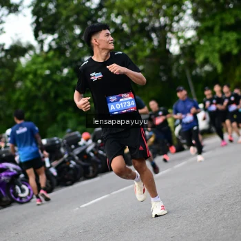 Runner Photo 4132541