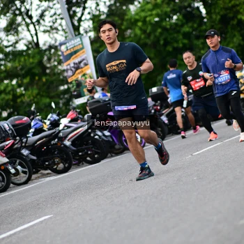 Runner Photo 4132569