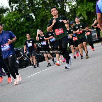Runner Photo 4132596