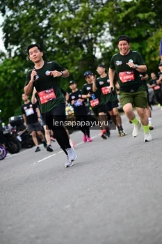 Runner Photo 4132652