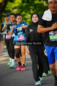 Runner Photo 4132656