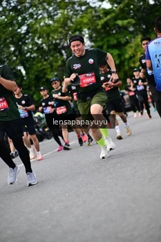 Runner Photo 4132679