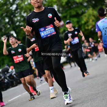 Runner Photo 4132723