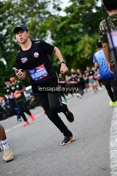 Runner Photo 4132763