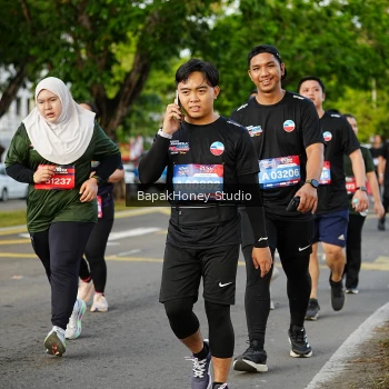 Runner Photo 4132772