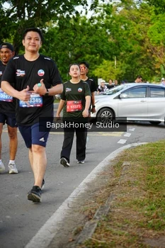 Runner Photo 4132773
